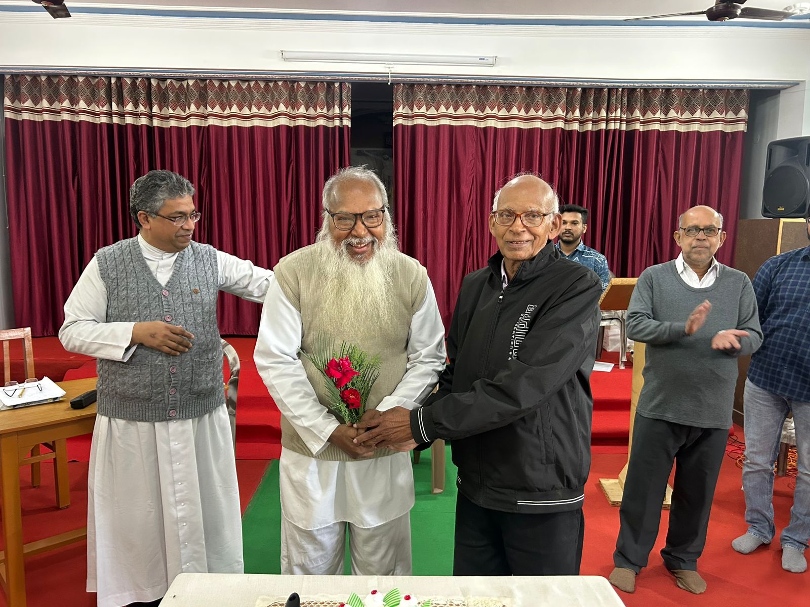 WhatsApp Image 2024-12-07 at 19.39.24